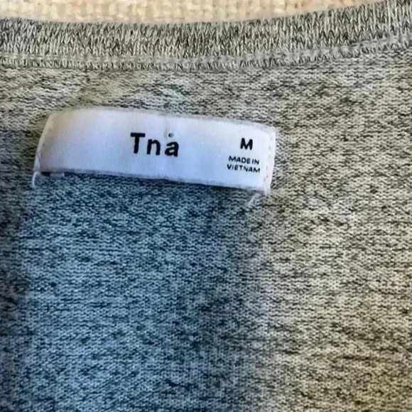 TNA Gray Long Sleeve Tee - Picture 4 of 6